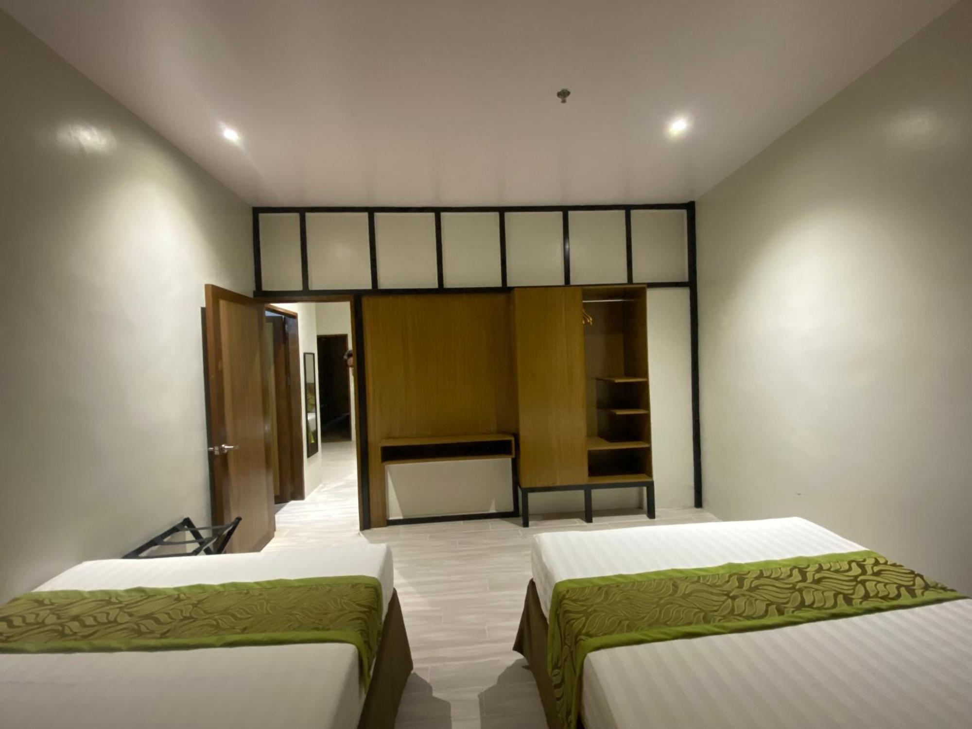 Maxi Hotel And Event Center Tagbilaran City Kültér fotó